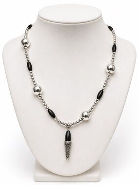 Vintage Silver Tone Necklace with Pendant – Minimalist Ethnic Style, 55 cm